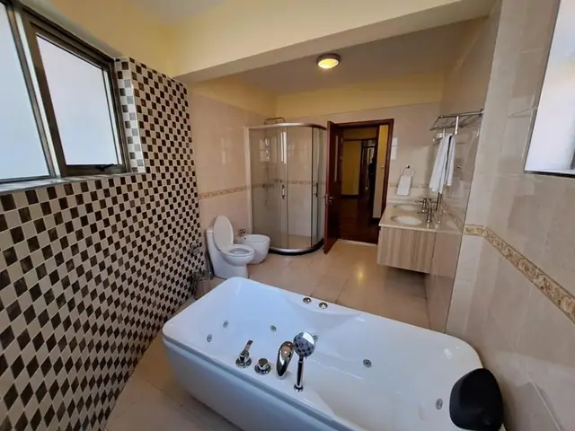 Block Of Apartments For Sale In Valley Arcade, Lavington — photo 14
