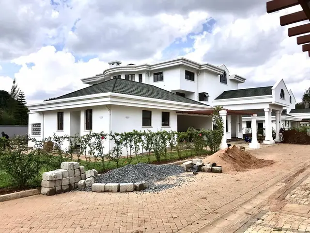 6 Bedroom Townhouse For Rent In Karen, Nairobi, Ndege Rd — photo 2