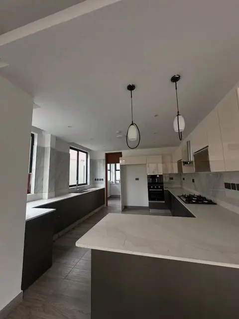 5 Bedroom Townhouse For Rent In Lavington, Nairobi — photo 5