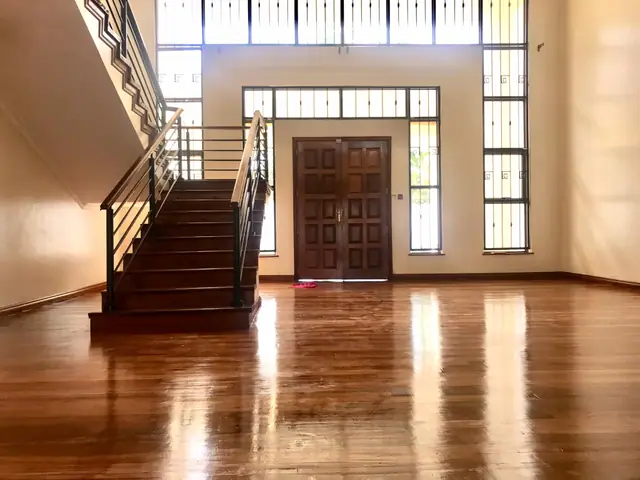 5 Bedroom Townhouse For Rent in Karen, Nairobi — photo 11