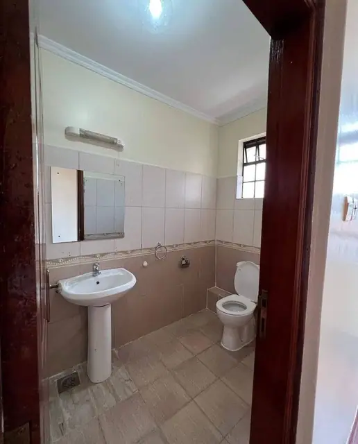 5 Bedroom Townhouse For Rent In Lavington, Isaac Gathanju Road — photo 4