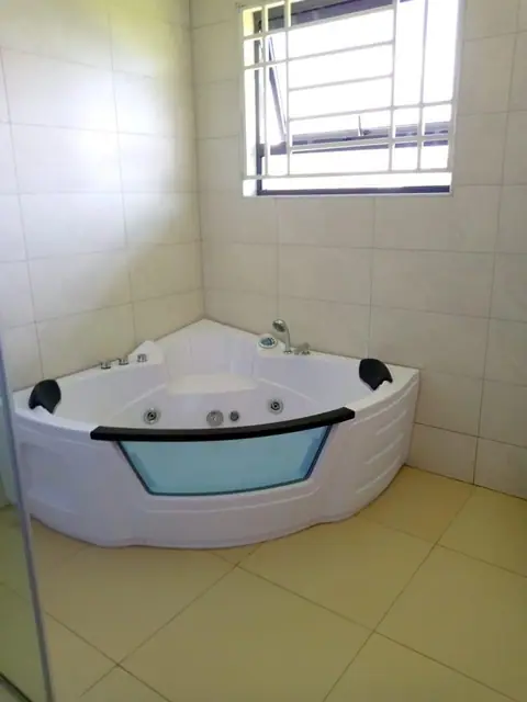 4 Bedroom Villa For Rent In Runda Off Kiambu Road — photo 12