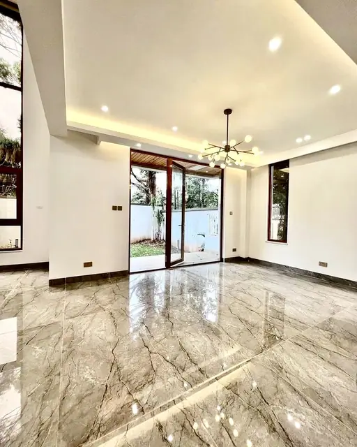 6 Bedroom Townhouse For Sale In Lavington, Mzima Spring Rd — photo 9