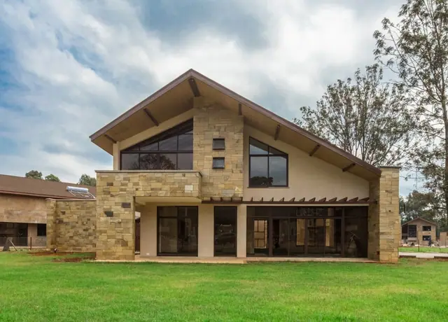 4 Bedroom Villa For Sale In Karen, Nairobi — photo 1