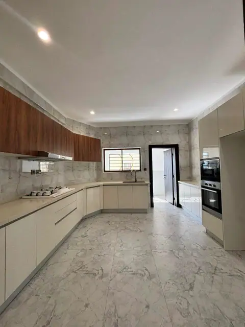 3 Bedroom Apartment For Sale In Kileleshwa — photo 6
