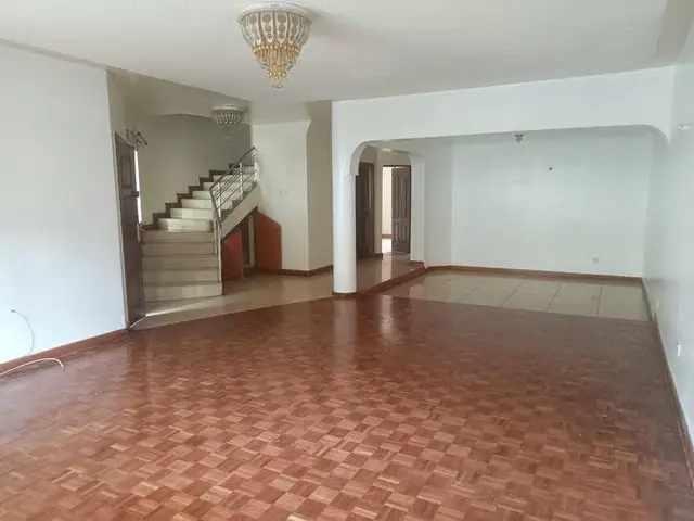5 Bedroom Townhouse For Rent In Lavington, Nairobi — photo 3