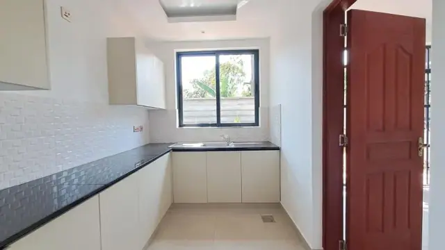 5 Bedroom Townhouse For Rent In Lavington, Nairobi — photo 10