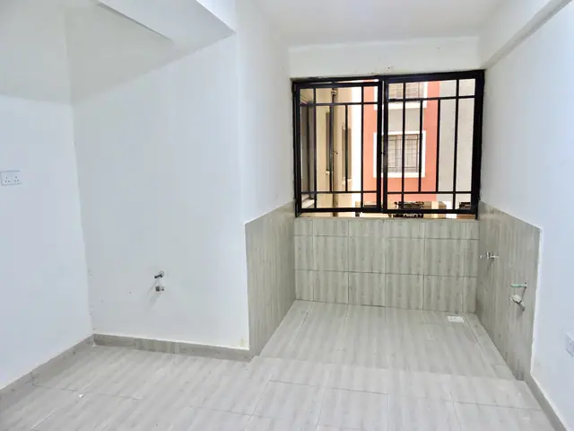 4 Bedroom Apartment For Sale In Parklands, Nairobi — photo 9