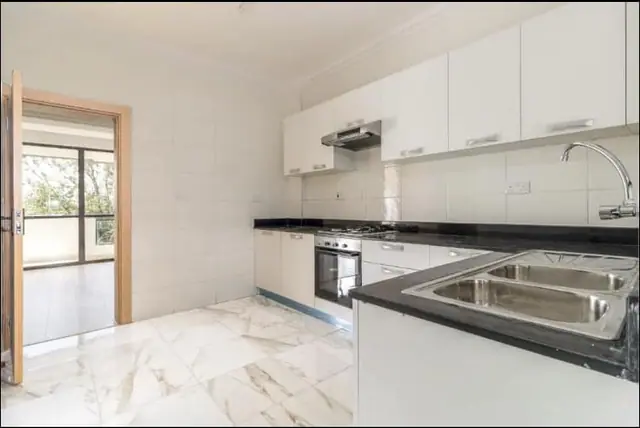2 & 3 bedroom apartment for sale in Kilimani, Nairobi — photo 1
