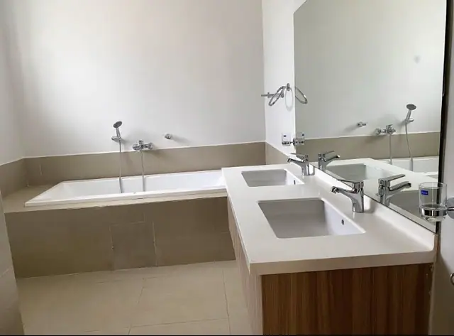5 Bedroom Townhouse For Rent In Lavington, Chalbi Drive — photo 16