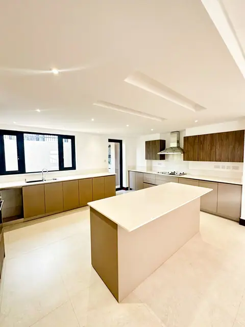 5 Bedroom Townhouse For Sale In Kitisuru, Nairobi Off Kirawa Road — photo 19