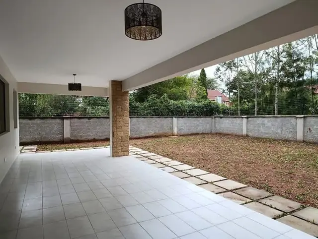 6 Bedroom Townhouse For Sale In Karen, Nairobi — photo 5