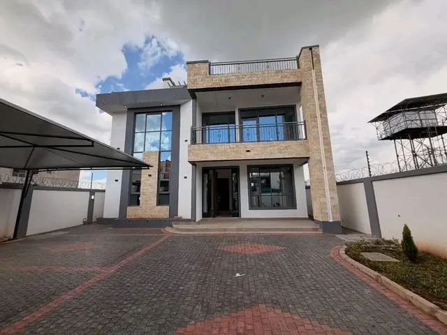 5 Bedroom Townhouse For Sale In Syokimau — photo 1