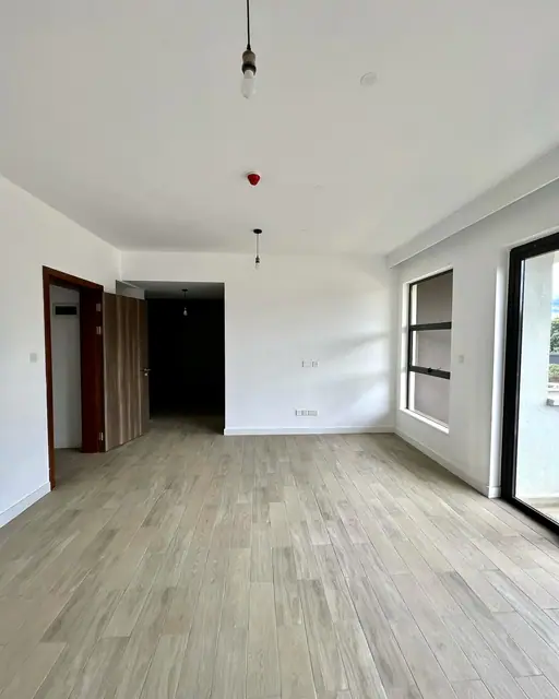 4 Bedroom Duplex For Sale In Two Rivers — photo 4