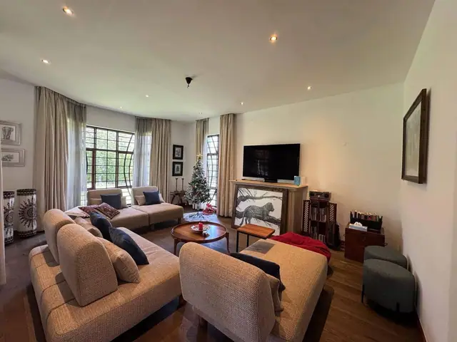 5 Bedroom Townhouse For Sale In Runda, Nairobi — photo 8