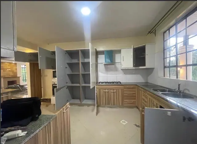 6 Bedroom Townhouse For Sale In Kitisuru Nairobi — photo 11