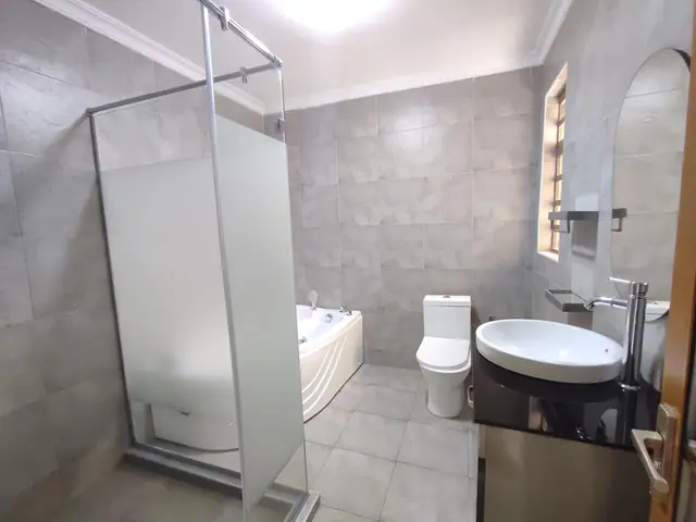 4 Bedroom Bungalow For Sale In Ruiru, Kamakis — photo 12