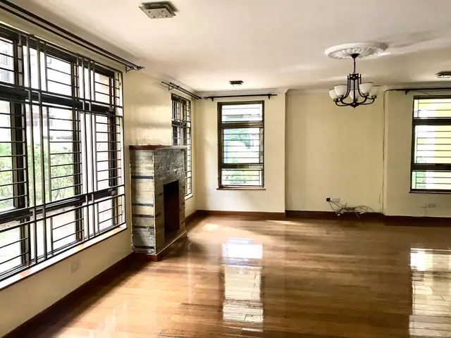 5 Bedroom Townhouse For Rent In Lavington — photo 3