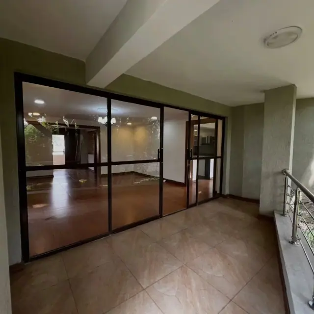 4 Bedroom Villa For Rent In Lavington — photo 14
