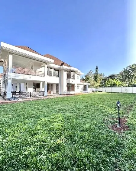 4 Bedroom Townhouse For Sale In Karen, Nairobi Off Langata Road — photo 3