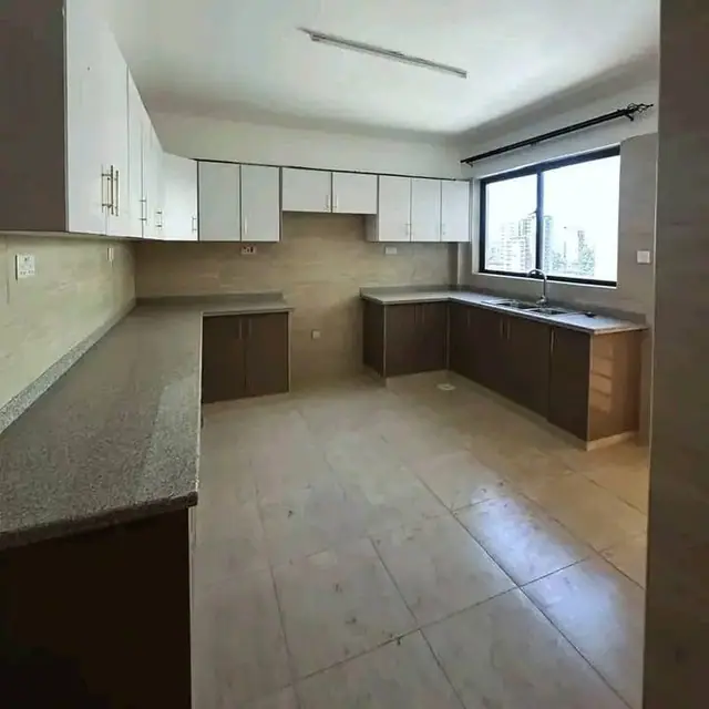3 Bedroom Apartment For Rent In Lavington, Nairobi — photo 1