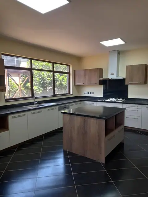 5 Bedroom Townhouse For Rent In Lavington, Naushad Merali Dr — photo 10