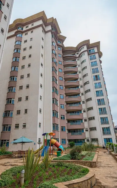 Block Of Apartments For Sale In Lavington, Valley Archade — photo 1