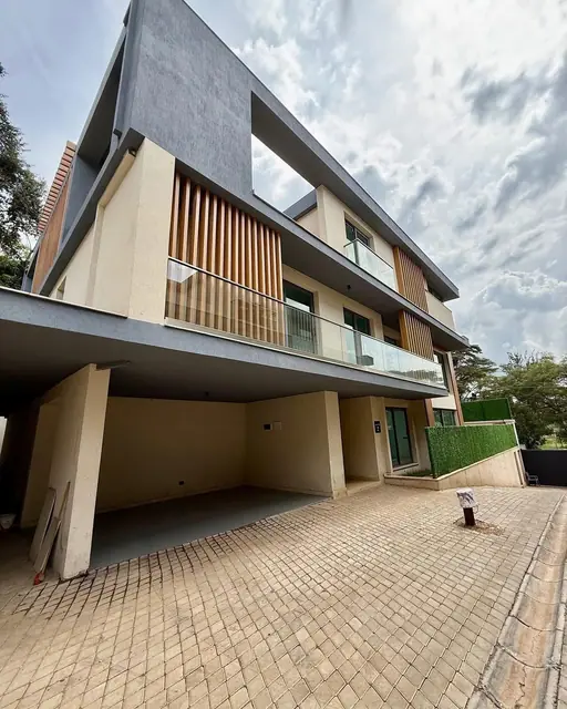 5 Bedroom Townhouse For Sale In Lavington, Nairobi — photo 2