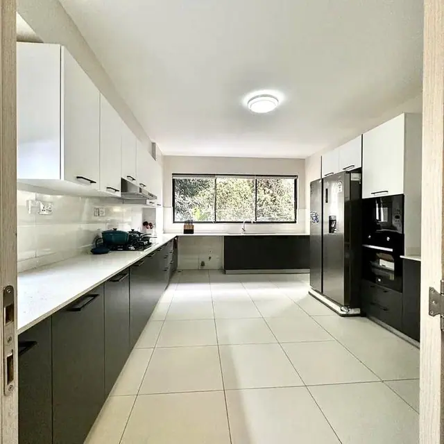 5 Bedroom Duplex Apartment + DSQ for Sale on 3rd Parklands Avenue at Ksh 180,000 per month — photo 1