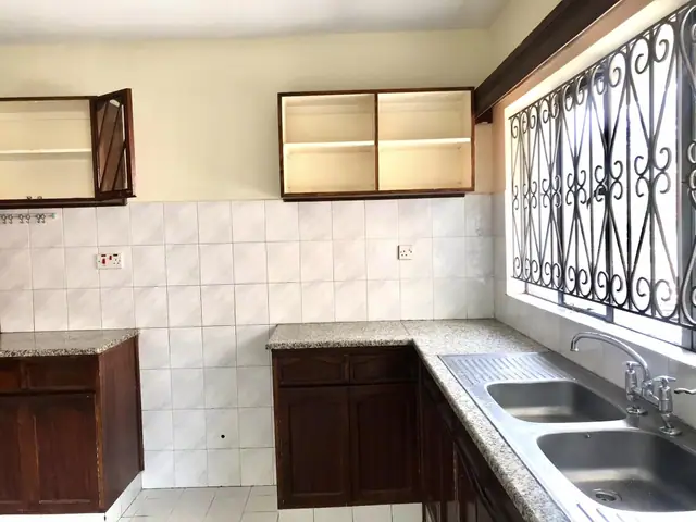 4 Bedroom Apartment For Rent In Kileleshwa Ksh 110,000 — photo 3
