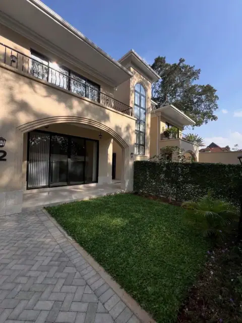 5 Bedroom Villa For Sale In Lavington — photo 3