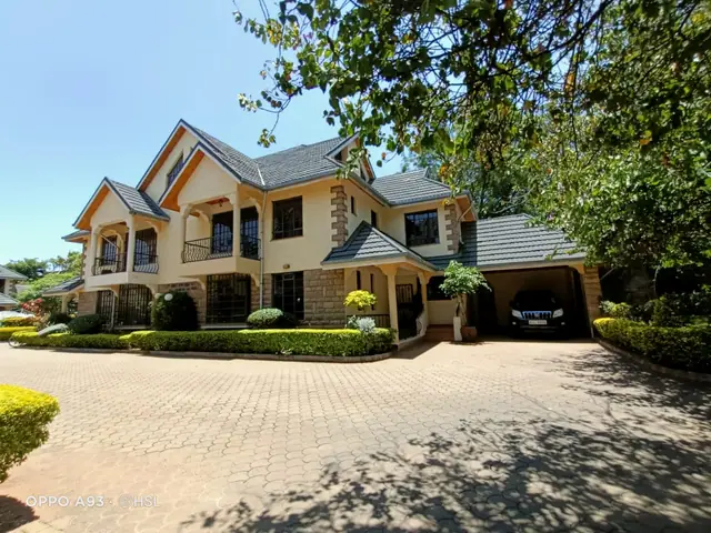 Block of 6 Townhouse For Sale In Kileleshwa, Nairobi — photo 1