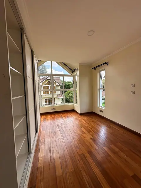 5 Bedroom Townhouse For Sale In Lavington, Nairobi — photo 12