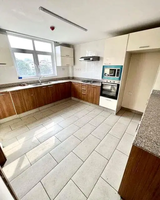 3 Bedroom Apartment For Rent in Kilimani, Argwings Kodhek Rd — photo 9