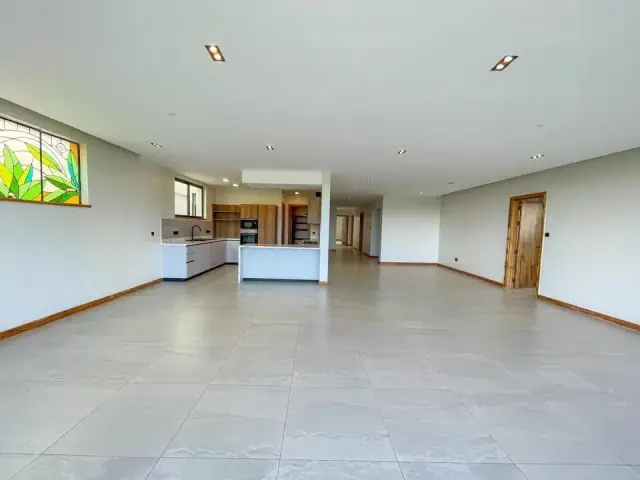 4 Bedroom Apartments For Sale In Spring Valley, Peponi Road — photo 5