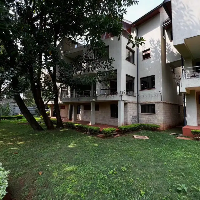4 Bedroom Villa For Rent In Lavington — photo 2