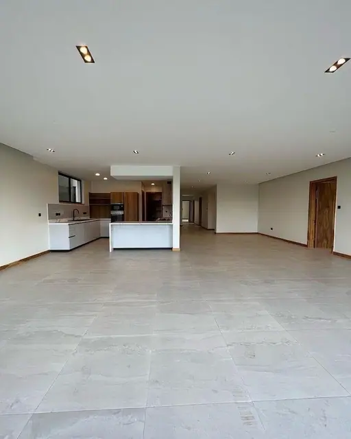 Luxurious 4 Bedroom Apartment For Sale In Westlands Off Peponi Road — photo 4