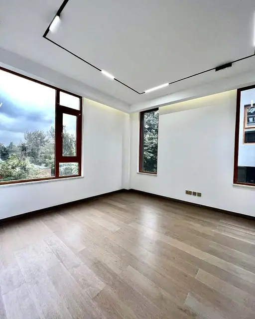 6 Bedroom Townhouse For Sale In Lavington, Mzima Spring Rd — photo 11