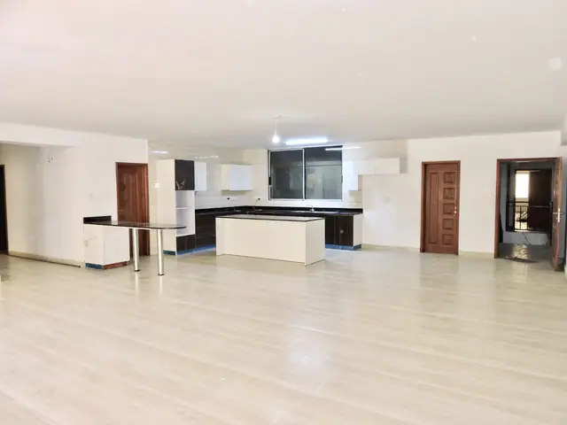 4 Bedroom Apartment For Sale In Parklands, Nairobi — photo 1