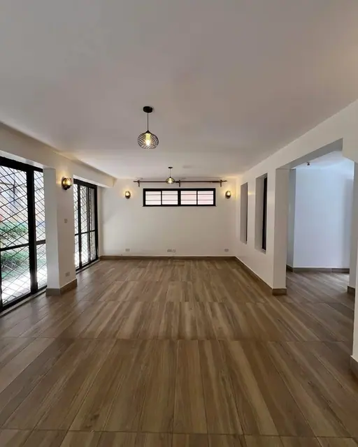 5 Bedroom Townhouse For Sale In Lavington, Nairobi — photo 7