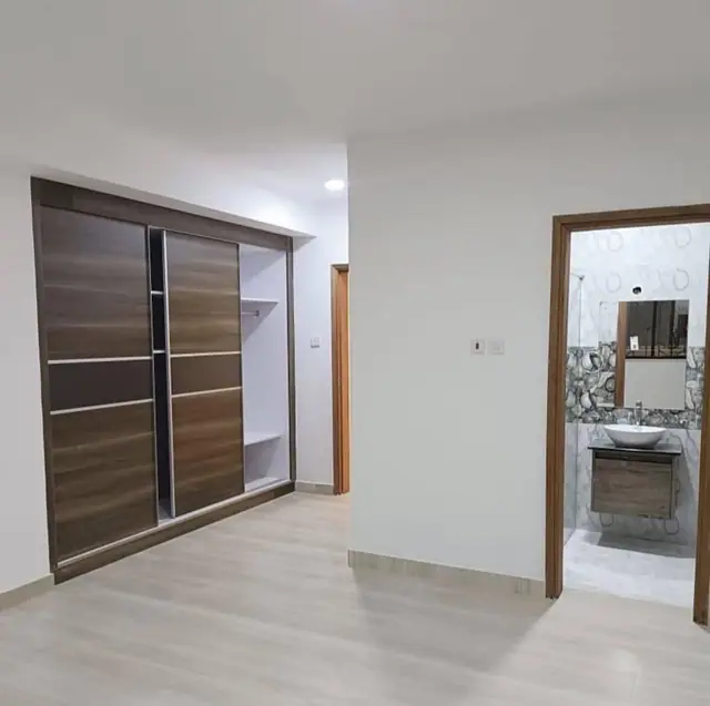 4 Bedroom Apartment For Rent In Parklands, Nairobi — photo 4