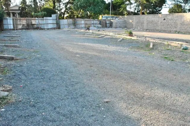 Half an acre plot for sale on Thika road Ruaraka, Nairobi — photo 1