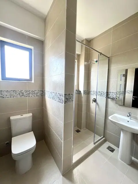 4 bedroom duplex for sale in Lavington — photo 8
