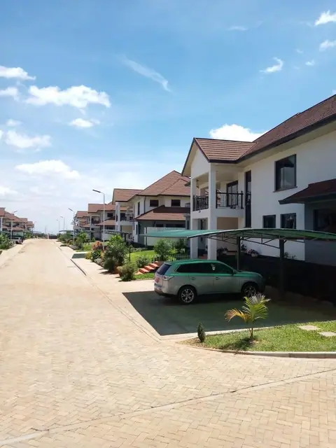 4 Bedroom Villa For Rent In Runda Off Kiambu Road — photo 2