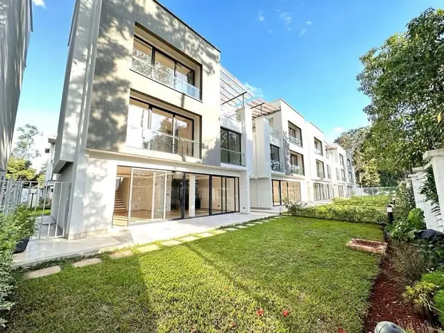 4 Bedroom Townhouse For Sale In Lavington, Nairobi — photo 1