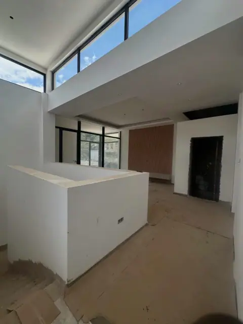 5 Bedroom Villa For Sale In Windy Ridge Karen — photo 2