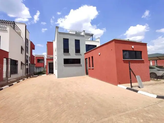 4 Bedroom Townhouse For Sale In Ruiru, Membley — photo 3