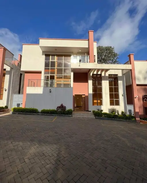 5 Bedroom Townhouse For Rent In Lavington, Nairobi — photo 1