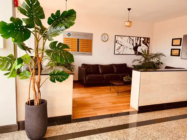 Office Space For Rent In Westlands, Lantana Rd — photo 3