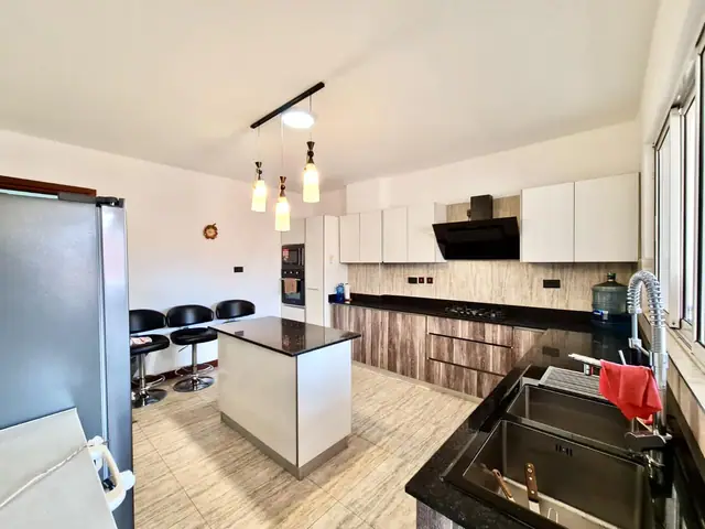 4 Bedroom Apartment For Rent In Westlands, Nairobi — photo 7